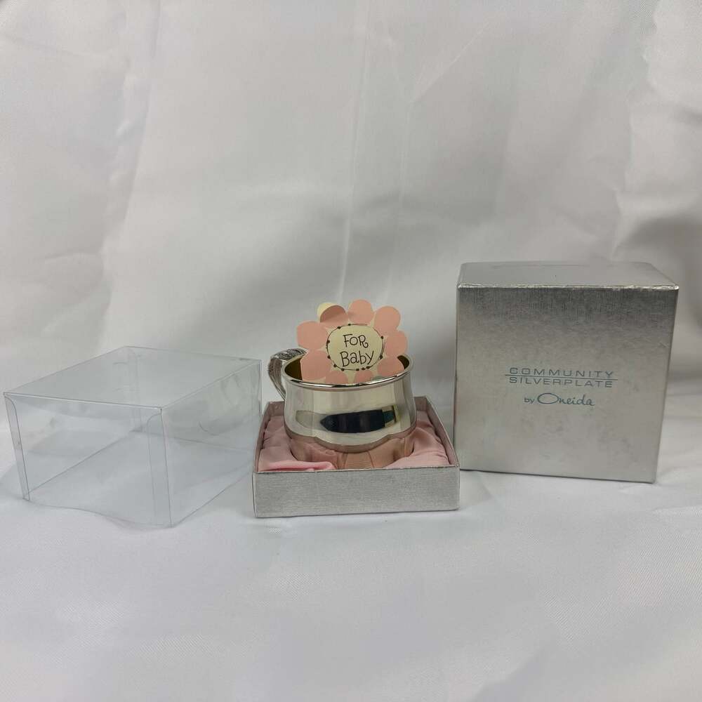 VINTAGE Community Silverplate By Oneida Cup With Box, Silver Cup Showers Baby